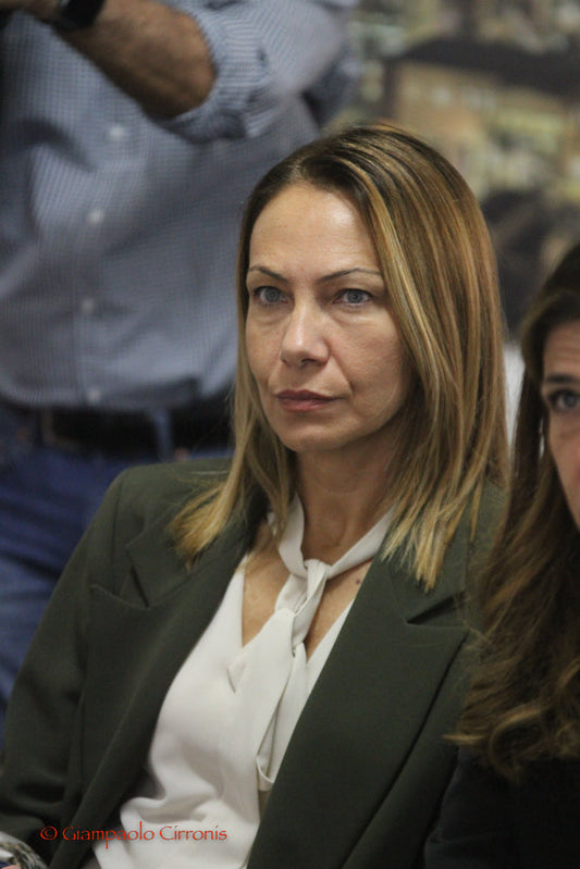 Canapa, stop ai sequestri: Sabrina Licheri e la nuova proposta che tutela imprese e agricoltori